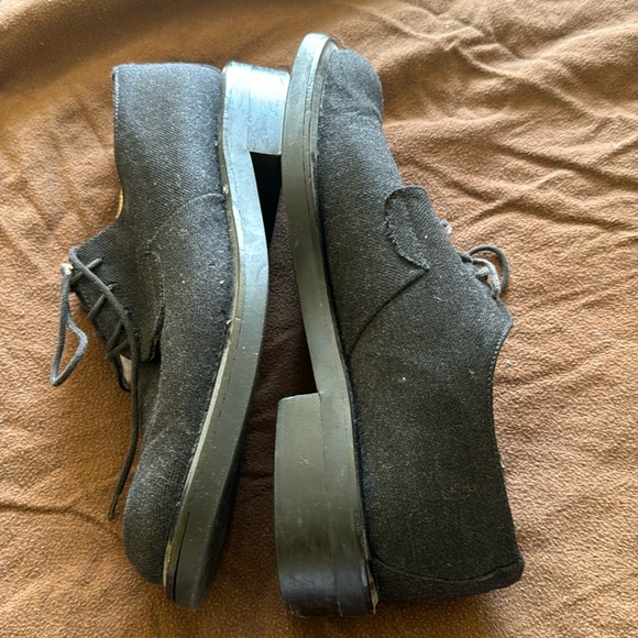 Preowned vintage Coach New York Grey Flannel Laced Loafers 10 B. - Picture 8 of 11